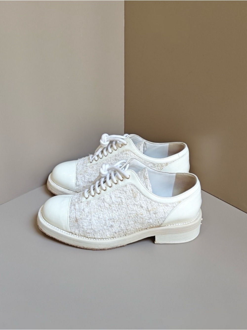 Authentic CHANEL Cream and White Tweed Lace-Up Oxfords - Picture 1 of 6